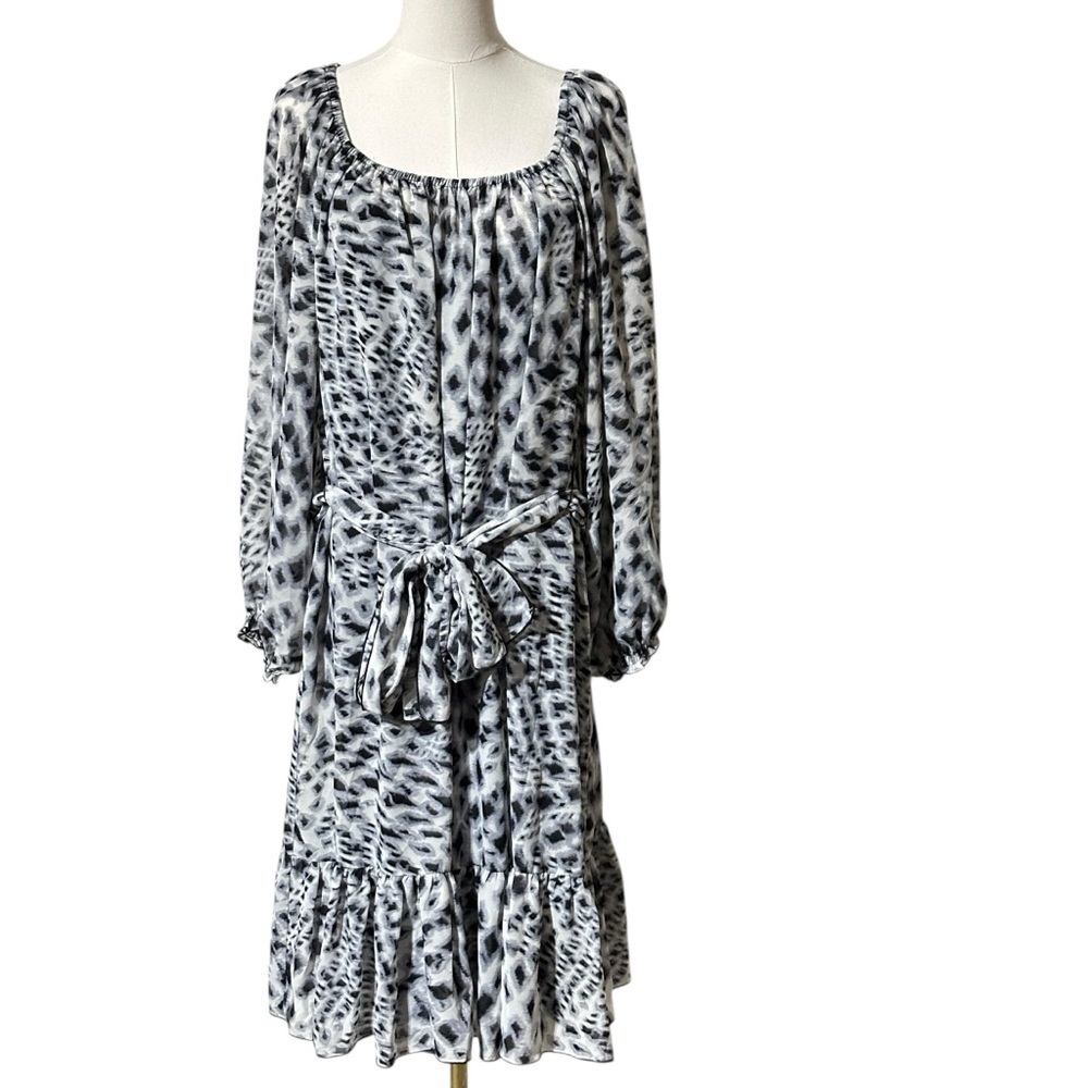J.B.S. Women’s Monochrome Long Sleeve Dress – Size 18W